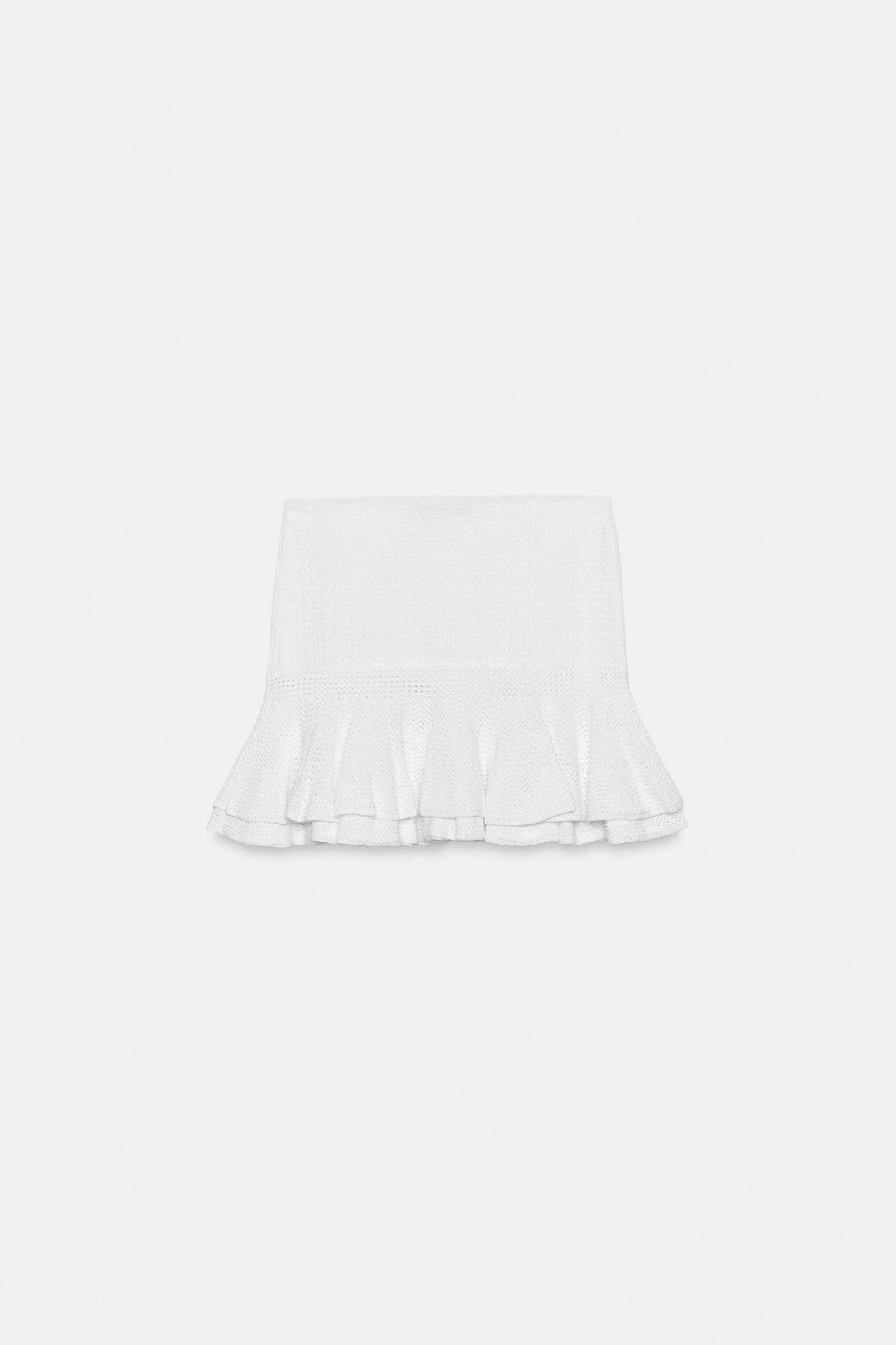 RUFFLED KNIT MINI SKIRT